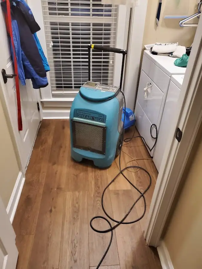 Commercial dehumidifier deployed for Flood Damage Cleanup in Aldine